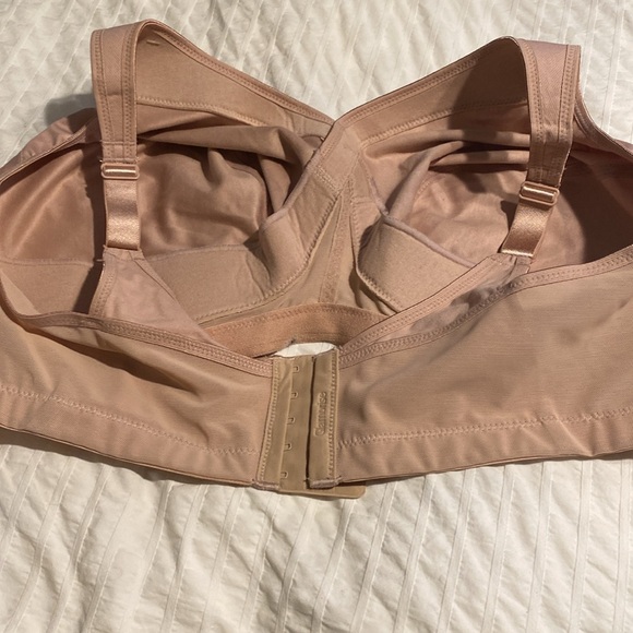 Glamorise Bra - Picture 5 of 8